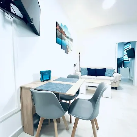 Alojame Apartment