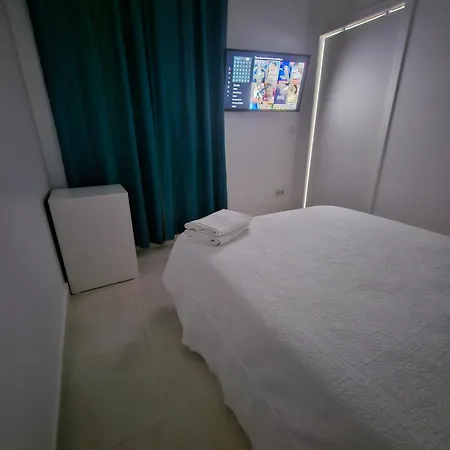 Alojame Apartment